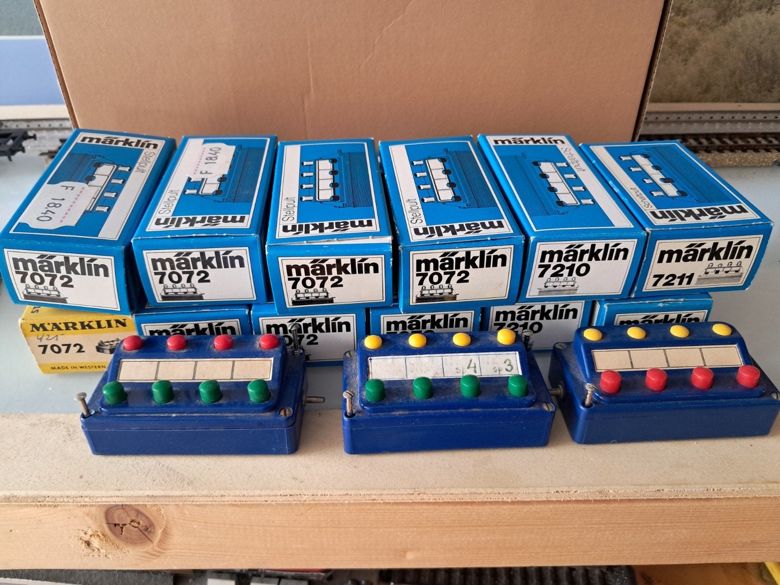 MARKKIN SCHAKELKASTJES 7072 _ 7210 _ 7211, Hobby en Vrije tijd, Wisselstroom, Wagon, Ophalen of Verzenden, Zo goed als nieuw