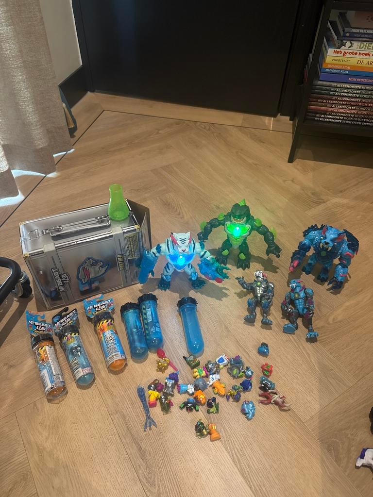 Mister Beast Lab Verzameling - Nieuwe Items, Ophalen of Verzenden, Zo goed als nieuw