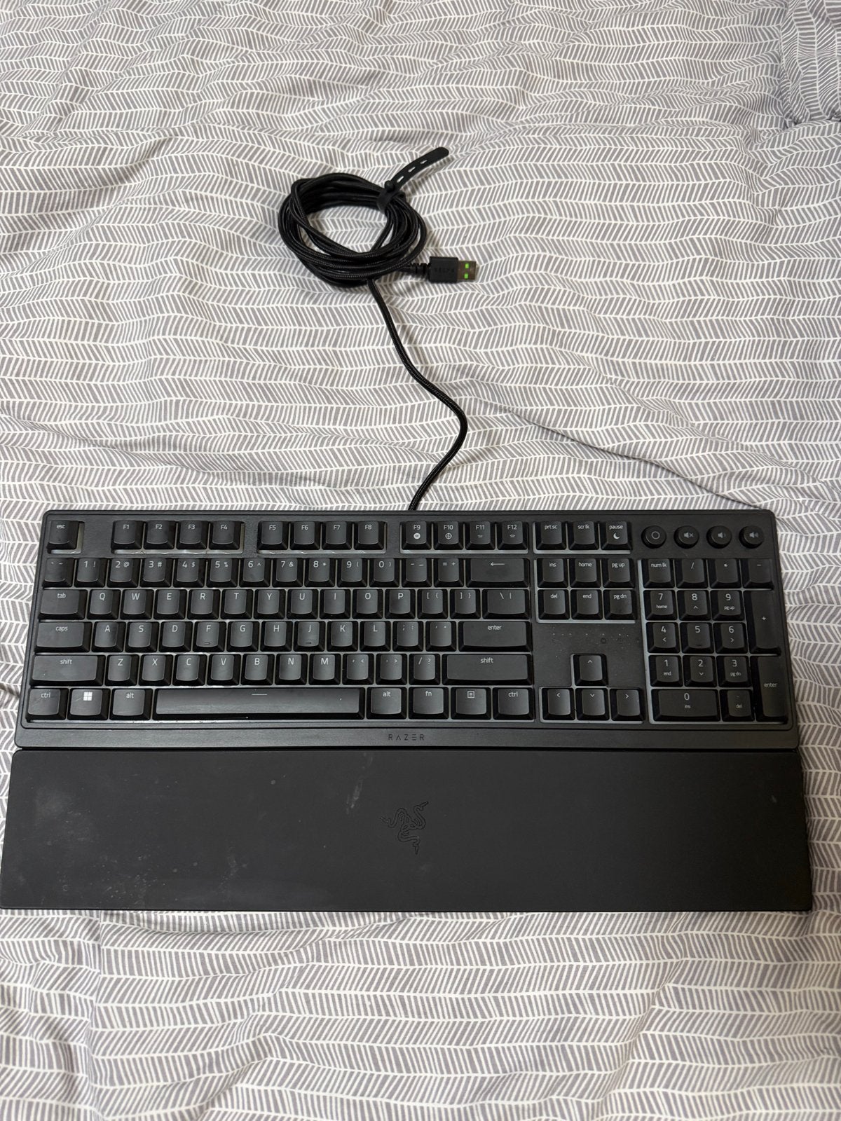 Razer Ornata V3 X Gaming Toetsenbord met Polssteun, Ophalen, Gaming toetsenbord, Zo goed als nieuw, Qwerty