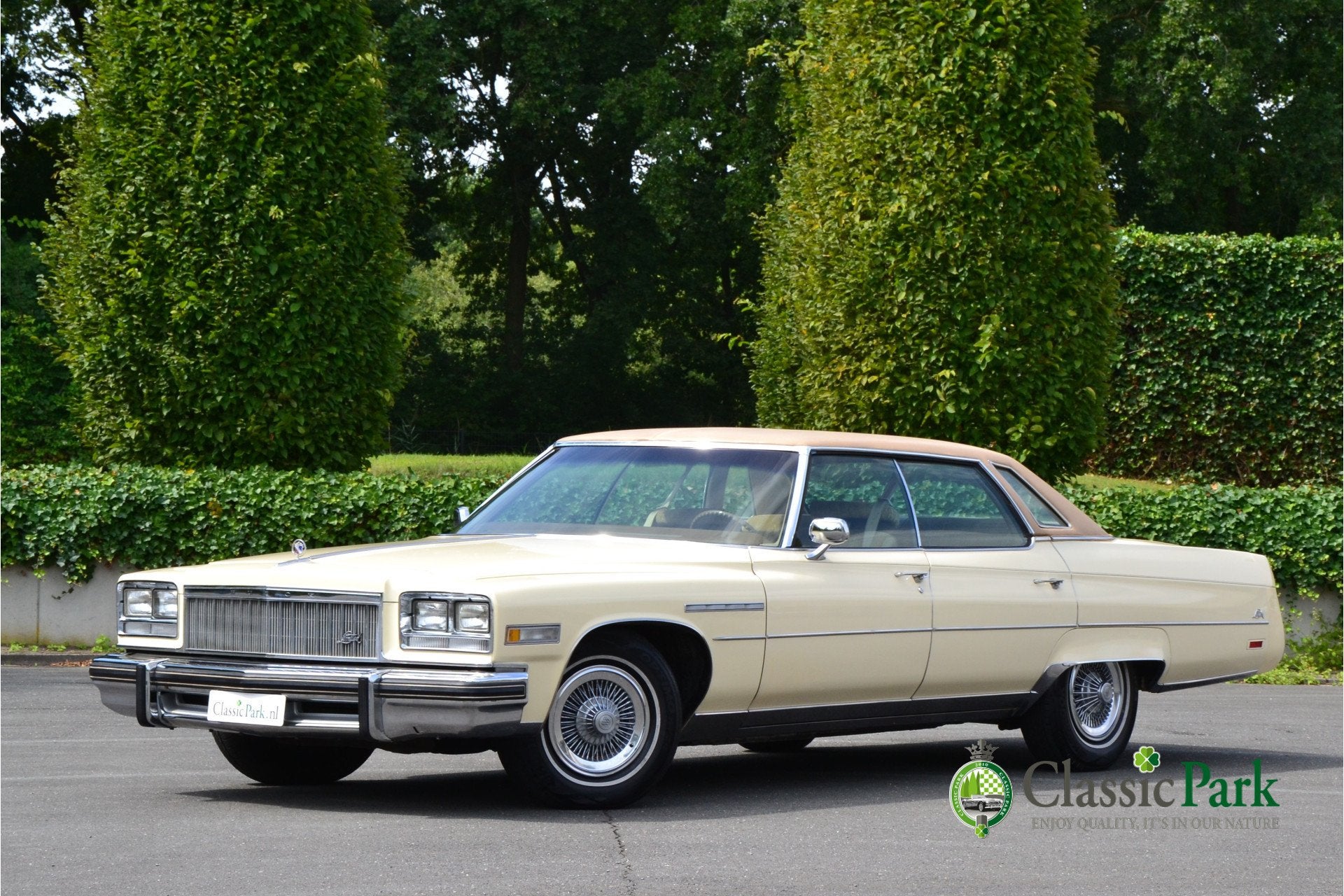 Buick Electra Limited 4-door Sedan Hardtop (bj 1976), Auto's, Automaat, Achterwielaandrijving, Overige kleuren, Sedan