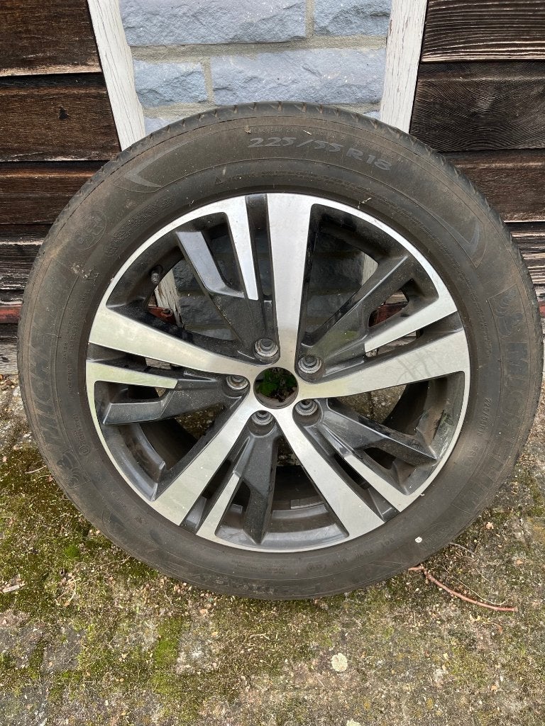 Licht metalen Velgen 225/55 R18, Ophalen, 18 inch, Gebruikt, Banden en Velgen