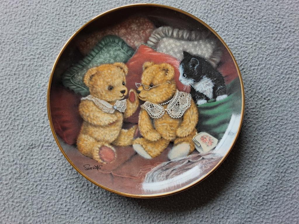 Beren bord, Verzamelen, Beren en Cherished Teddies, Ophalen of Verzenden, Stoffen beer, Overige merken