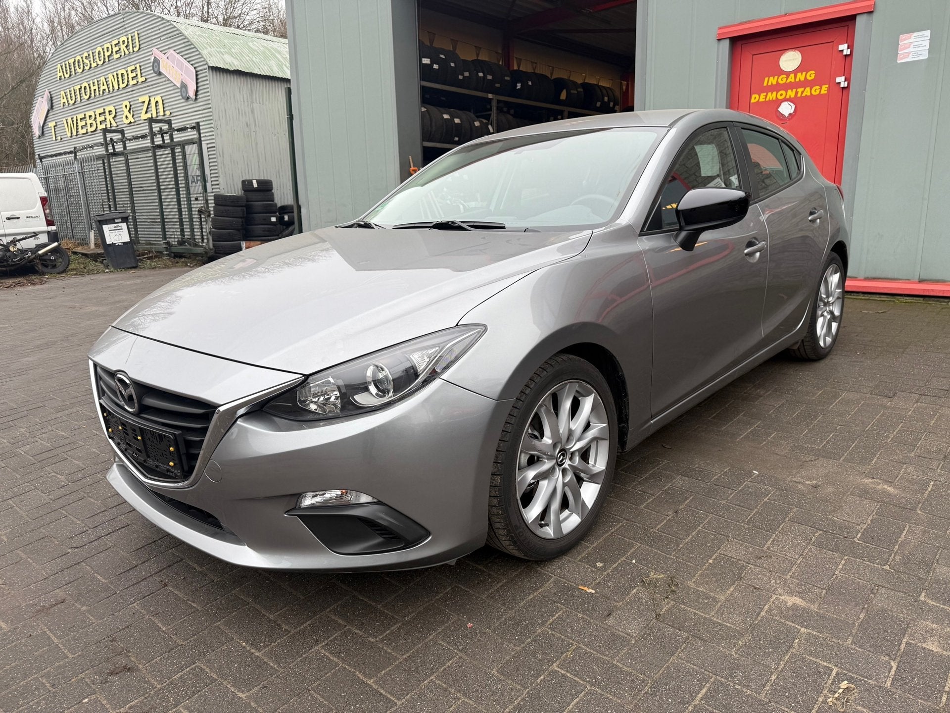 Mazda 3 1.6 Cool, Auto's, Mazda, Voorwielaandrijving, 1160 kg, Stof, Zwart