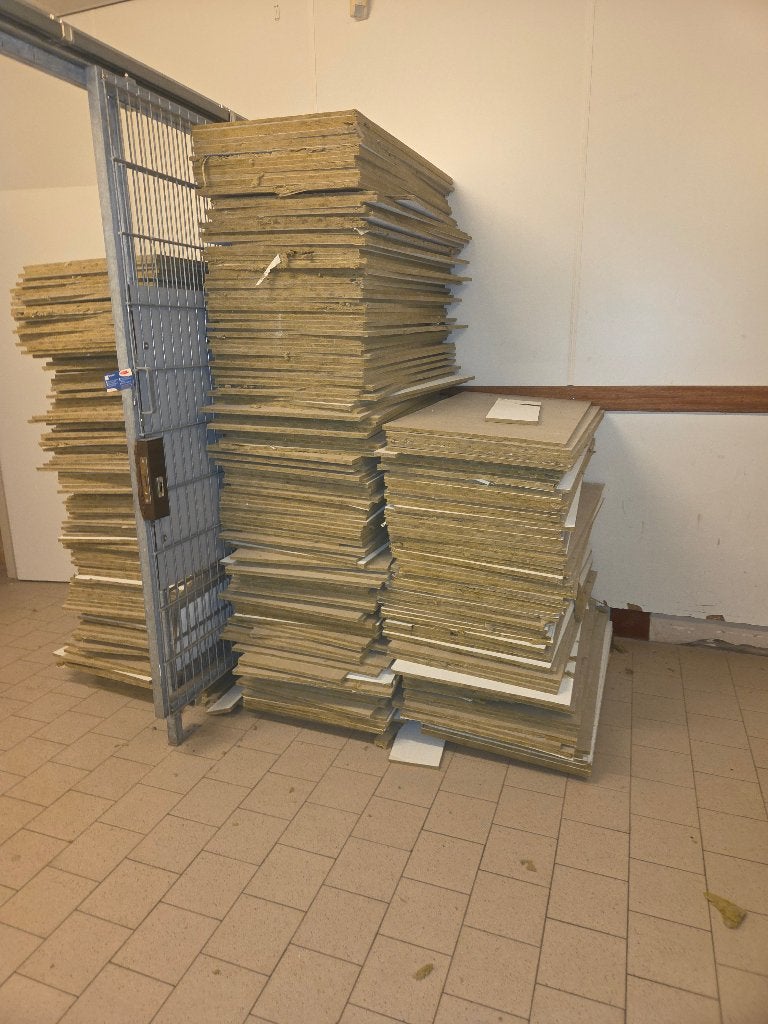 systeemplafondplaten (minerale plafondplaten)", Doe-het-zelf en Verbouw, Gebruikt, 15 m² of meer, Glaswol, Ophalen