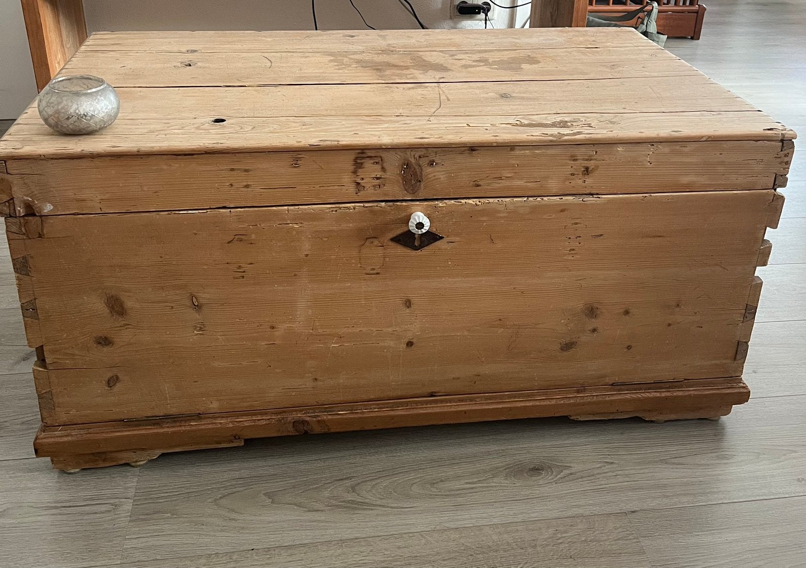 Houten Kist: grenen kist voor tv of audioapparatuur, Ophalen, Gebruikt, 50 tot 100 cm, Grenenhout