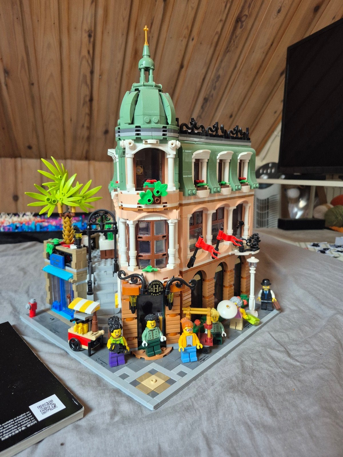 lego botiek hotel (10297), Compleet, Lego, Ophalen of Verzenden, Zo goed als nieuw