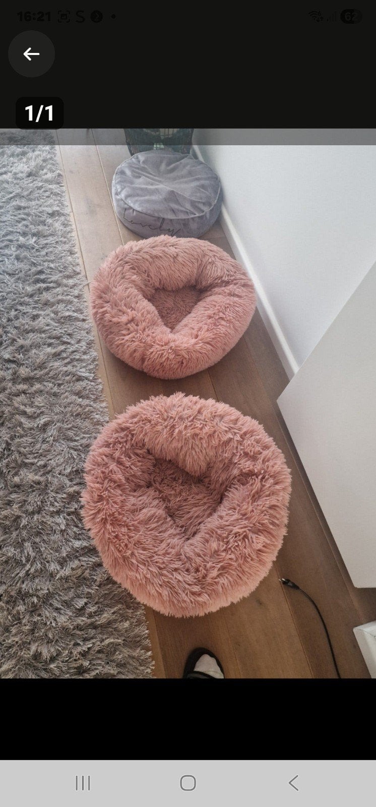 2 fluffy mandjes, Ophalen of Verzenden, Pluche