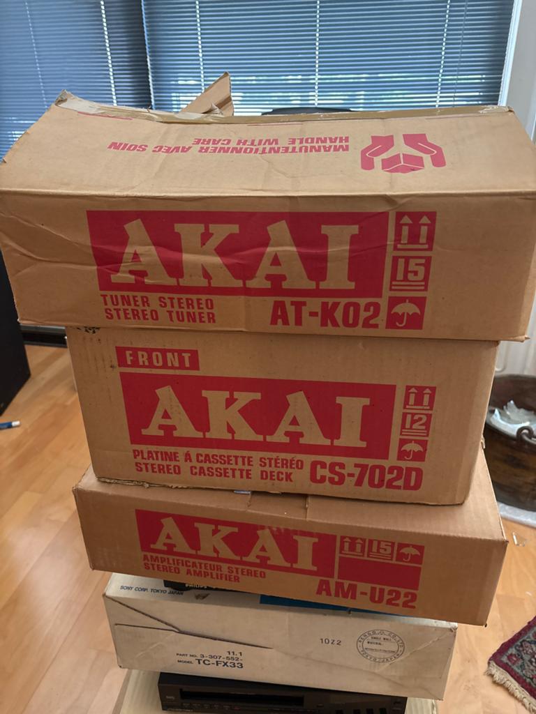 Akai Stereo Set: Tuner, Cassettedeck, Versterker (Nieuw), Audio, Tv en Foto, Stereo-sets, Ophalen, Cassettedeck, Nieuw, Losse componenten