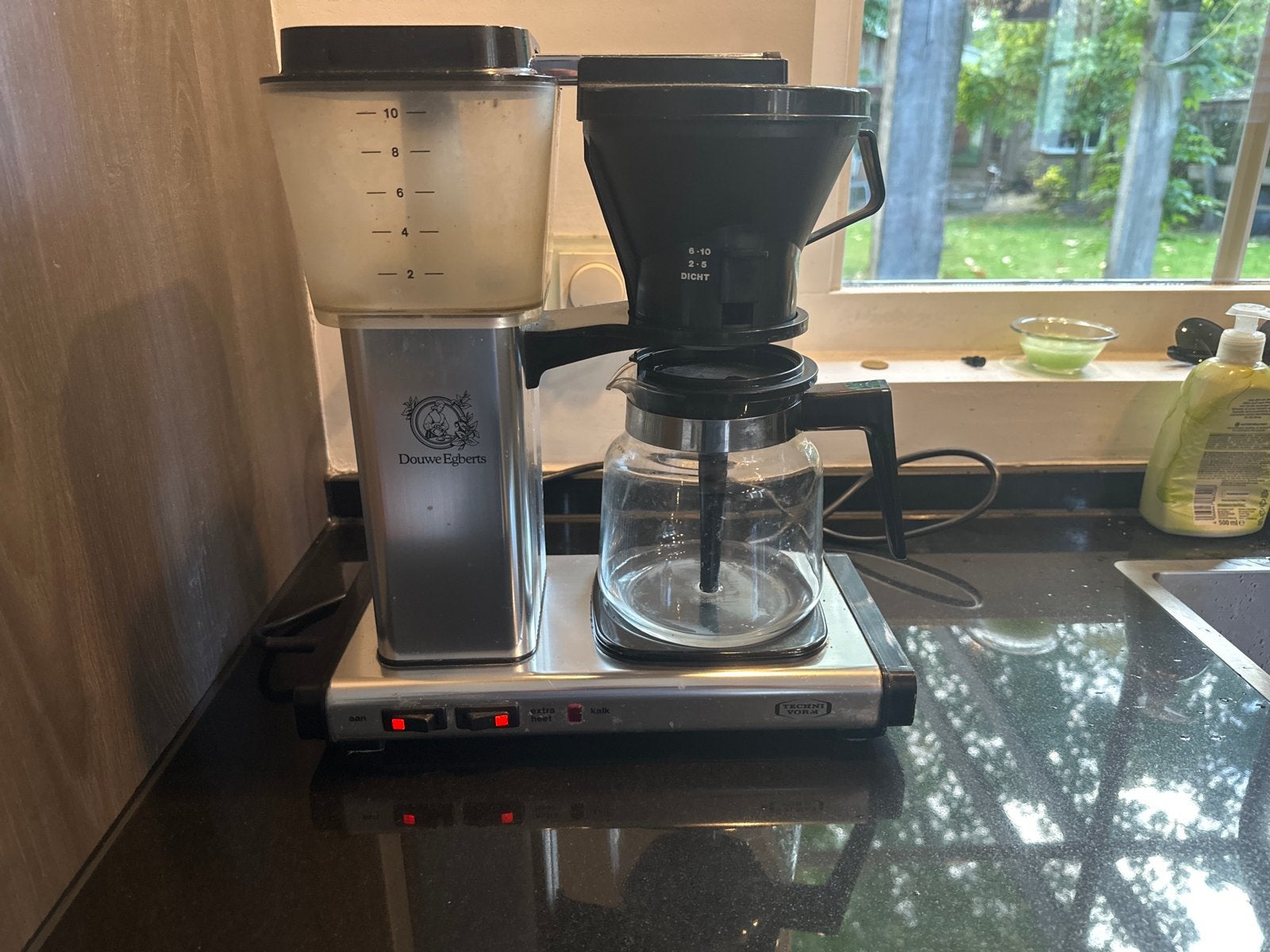 Douwe Egberts Koffiezetapparaat - Klassiek Model, Witgoed en Apparatuur, Gebruikt, 10 kopjes of meer, Koffiemachine, Gemalen koffie