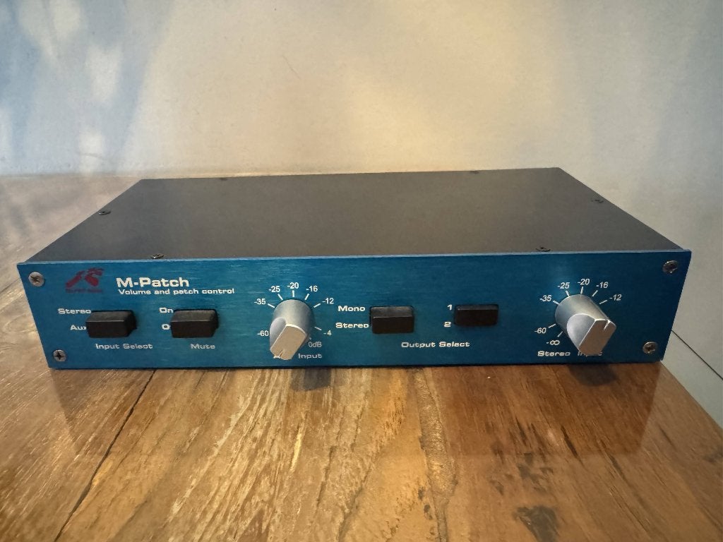 Passieve Monitor Controller met 19 inch bracket, Ophalen of Verzenden, Zo goed als nieuw, Audio