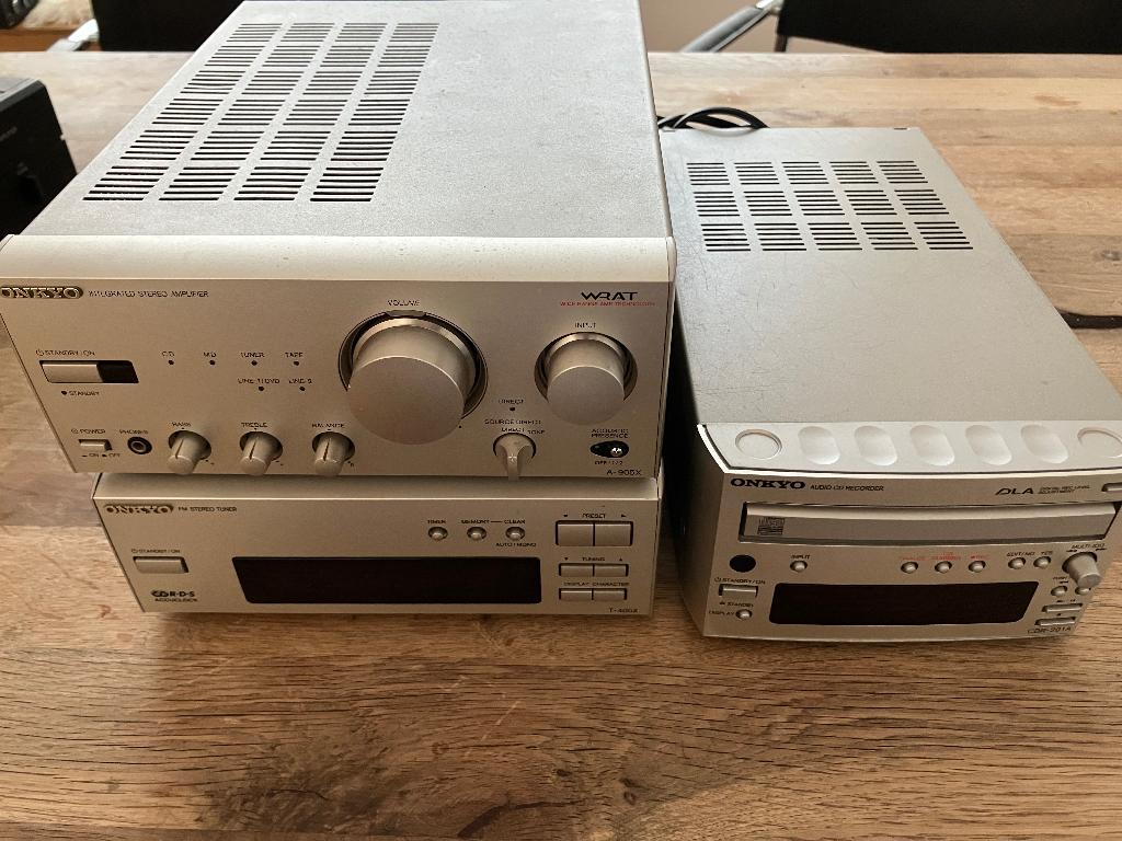 Onkyo a905x versterker stereo en extra, Audio, Tv en Foto, Versterkers en Receivers, Ophalen, Gebruikt, 60 tot 120 watt, Stereo
