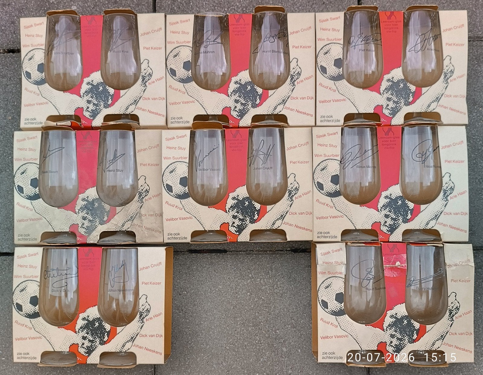 16 AJAX '70-'71  glazen met handtekeningen  +LP 80 jaar Ajax, Maat XL, Ophalen, Overige typen