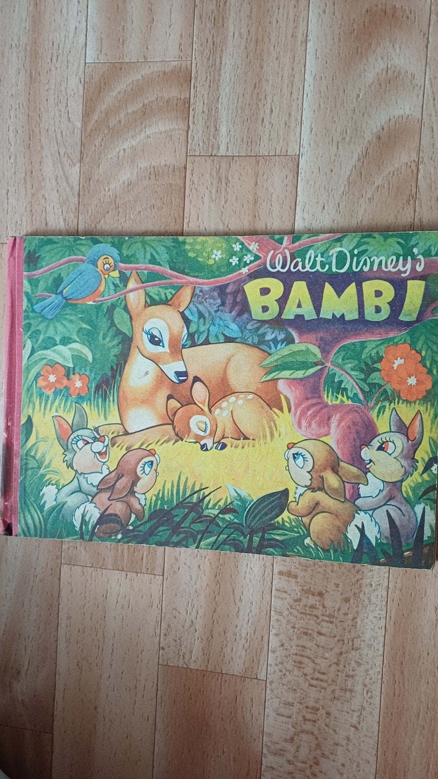 Walt Disney's Bambi - Vintage Margriet uitgave, Boeken, Ophalen of Verzenden, Gelezen, Walt Disney, Sprookjes