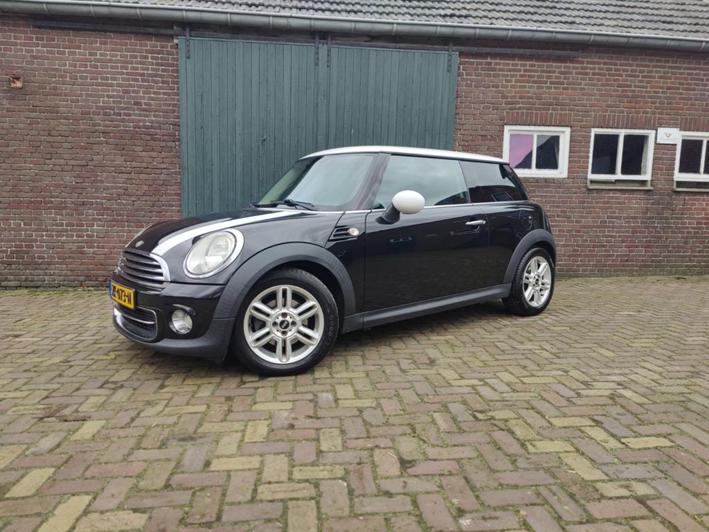 Mini 1.6 Cooper ONE 2011 Zwart,  super auto,  airco, Voorwielaandrijving, 40 €/maand, 4 cilinders, 4 stoelen