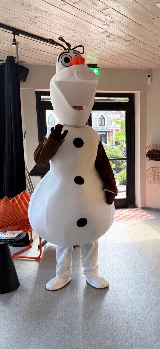Olaf kostuum - Perfect voor kinderfeestjes en evenementen, Ophalen, Zo goed als nieuw, Pak of Jurk
