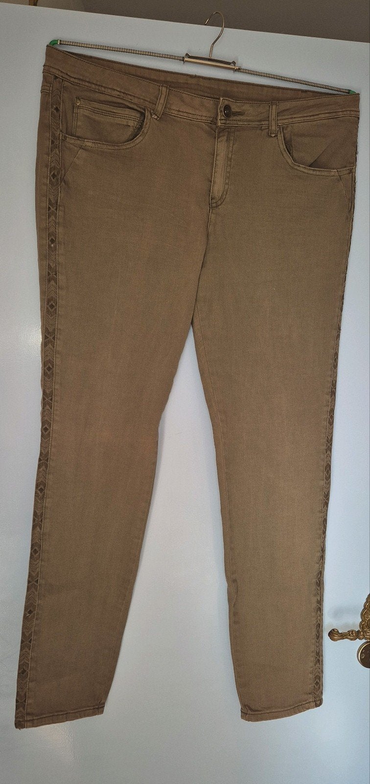 NIEUWE YESSICA DAMES MERK ZOMERBROEK MAAT 48, Bruin, Nieuw, Ophalen of Verzenden, Broek of Spijkerbroek