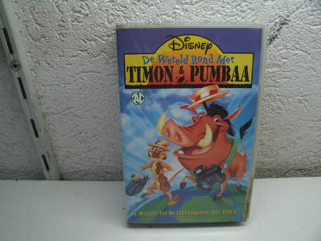vhs 88a timon en pumbaa de wereld rond met, Cd's en Dvd's, VHS | Kinderen en Jeugd, Alle leeftijden, Ophalen of Verzenden, Gebruikt