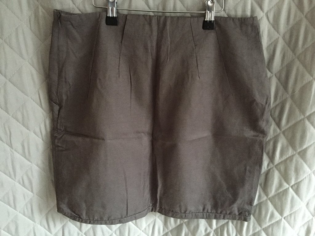 Amisu grijze rok college style maat 38 (2b26), Tweedehands verkoop, Ophalen of Verzenden, Grijs, Boven de knie
