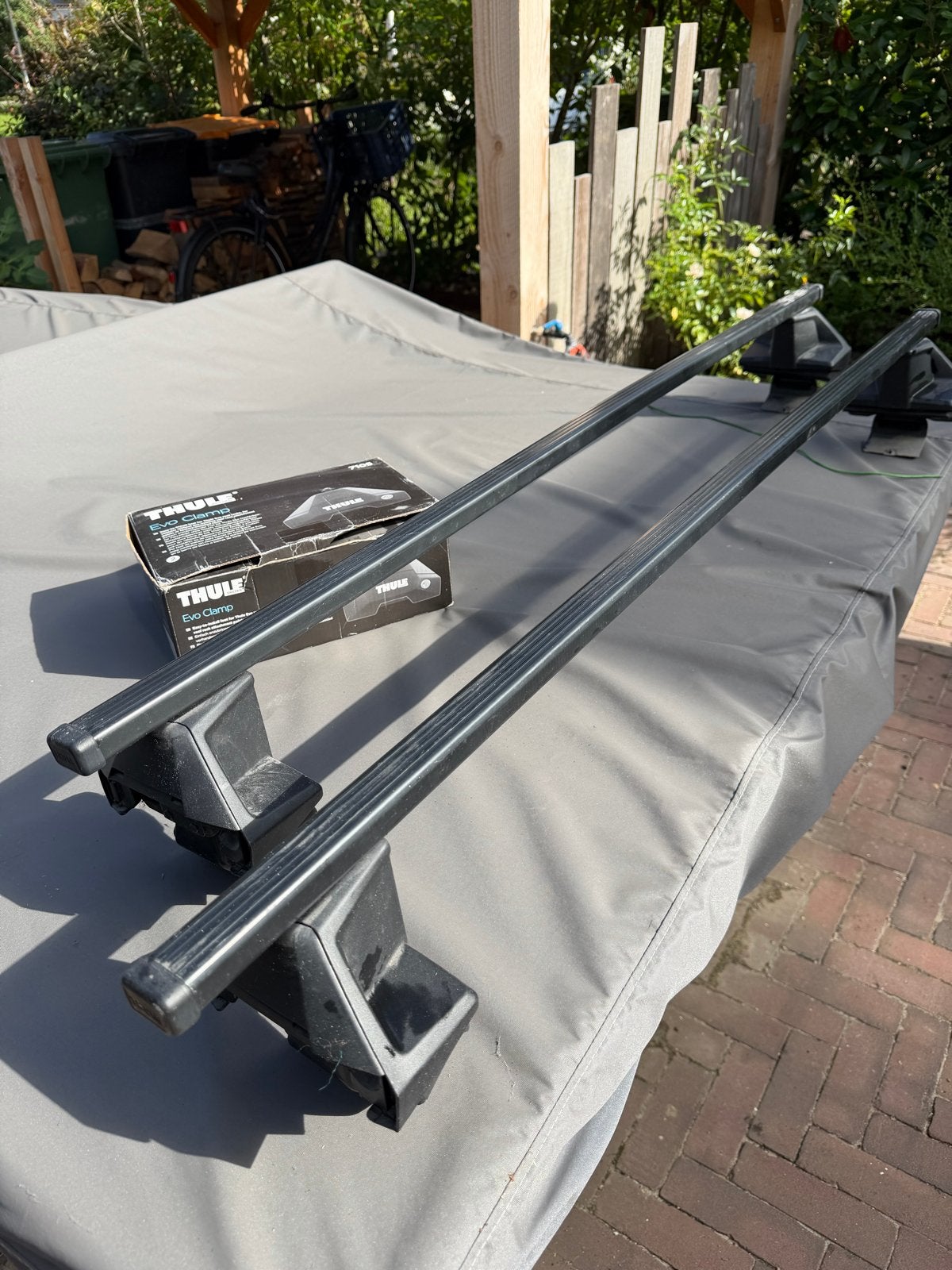 Thule dakdragers met Evo Clamps voor Peugeot 3008 (2018), Auto diversen, Dakdragers, Ophalen of Verzenden, Gebruikt