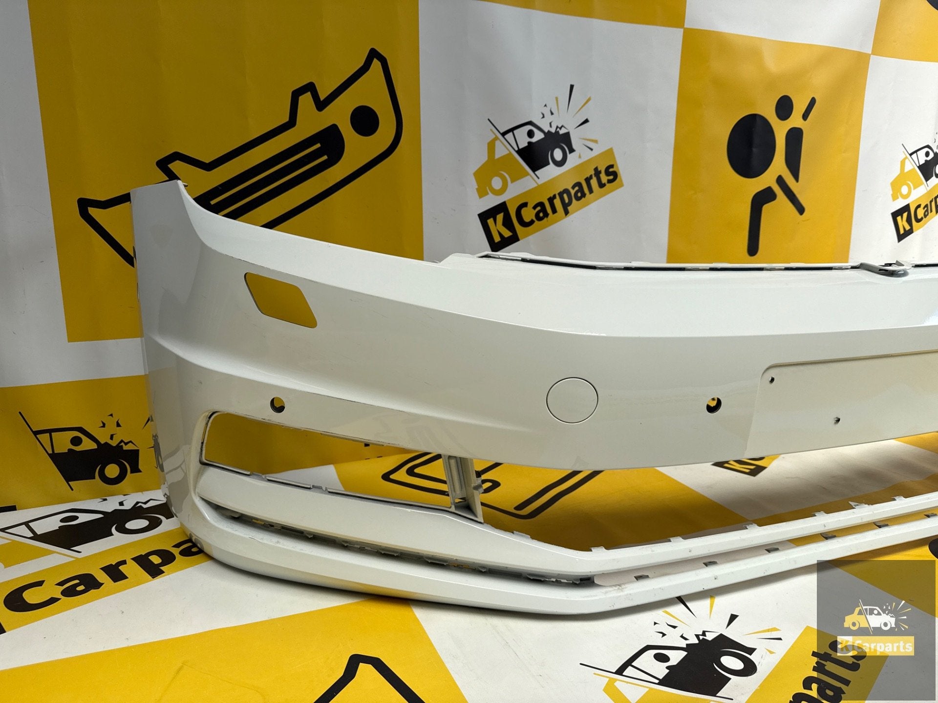 Voorbumper VW Touran 5TA bumper KLS 4xPDC 5TA807221A, Info@fabrikant.eu, Ophalen of Verzenden, Bumper, Fabrikant BV