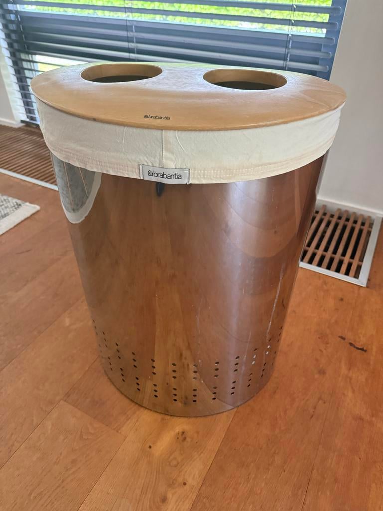 Brabantia wasmand met 2 vakken - Handig en stijlvol, Ophalen, Zo goed als nieuw