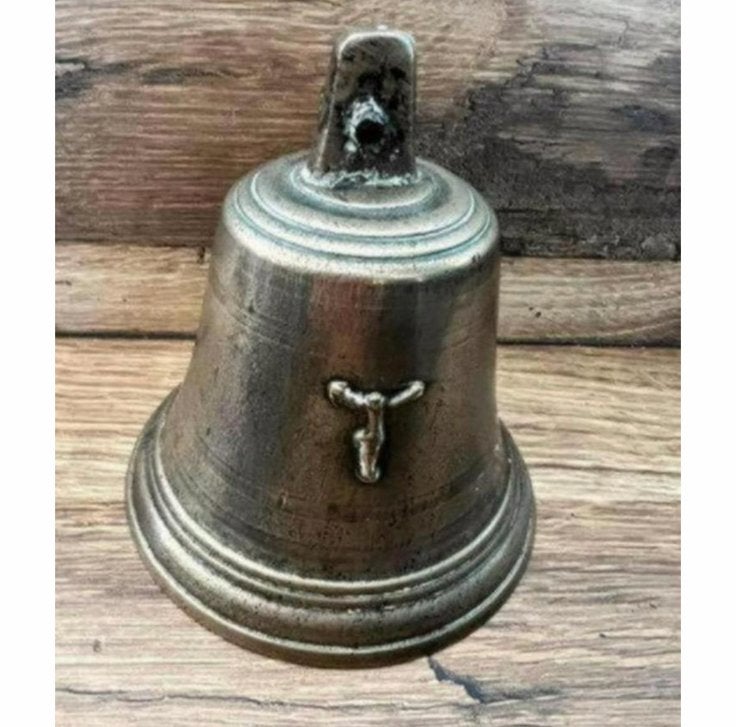 Antieke koperen bel met jezus 12 cm hoog 11 cm doorsnee, Ophalen of Verzenden