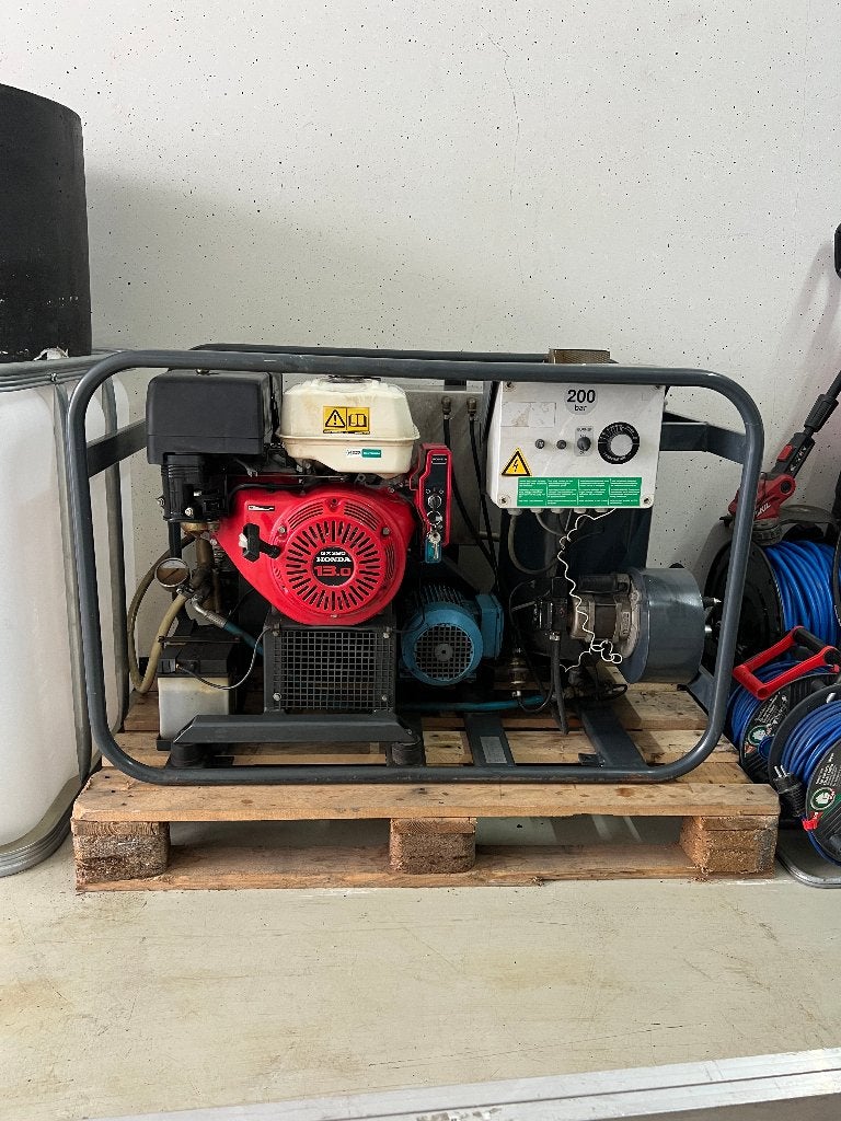 Dibo JMB-E 200/15 Heetwater Hogedrukreiniger 200 bar 15L/min, Ophalen, Benzine, Gebruikt, Dibo