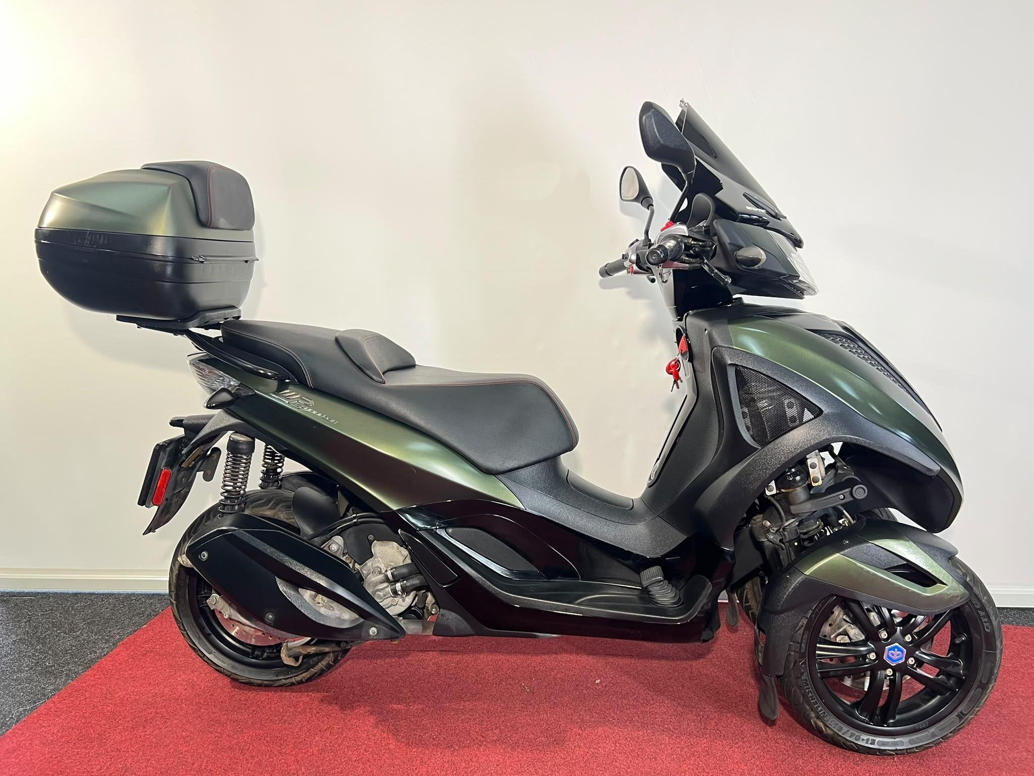 Piaggio 300 LT MP3 Yourban SPORT, Scooter, Automaat, 278 cc, 12 t/m 35 kW