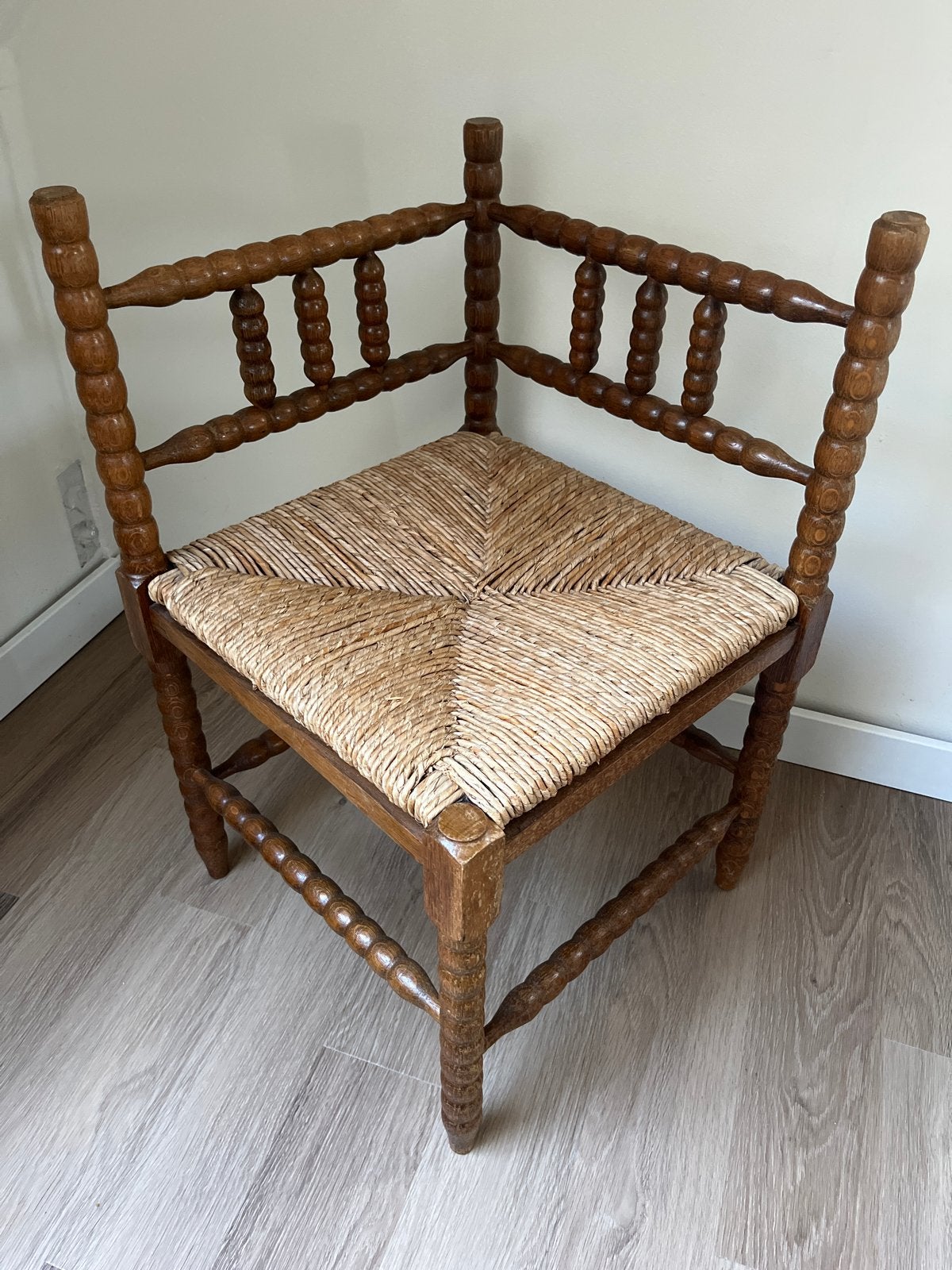 Klassieke Bobbin Hoekstoel van Eikenhout, Antiek en Kunst, Ophalen