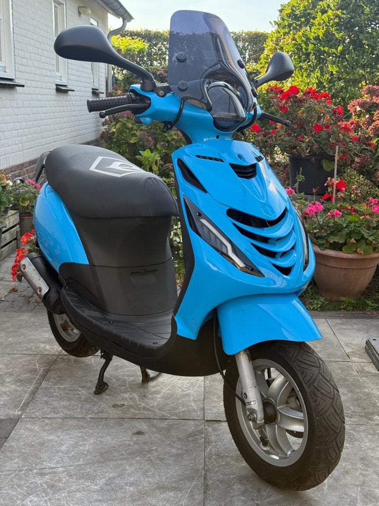 ⭐️Piaggio zip 2 takt 50cc Miami blue Alpha led uniek⭐️, Niet ingevuld, Niet ingevuld, Niet ingevuld