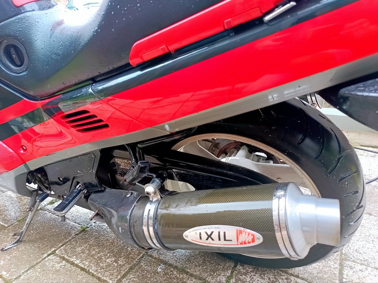 Foto 10 van Honda CBR 1000 F - Zeer goed onderhouden toermotor