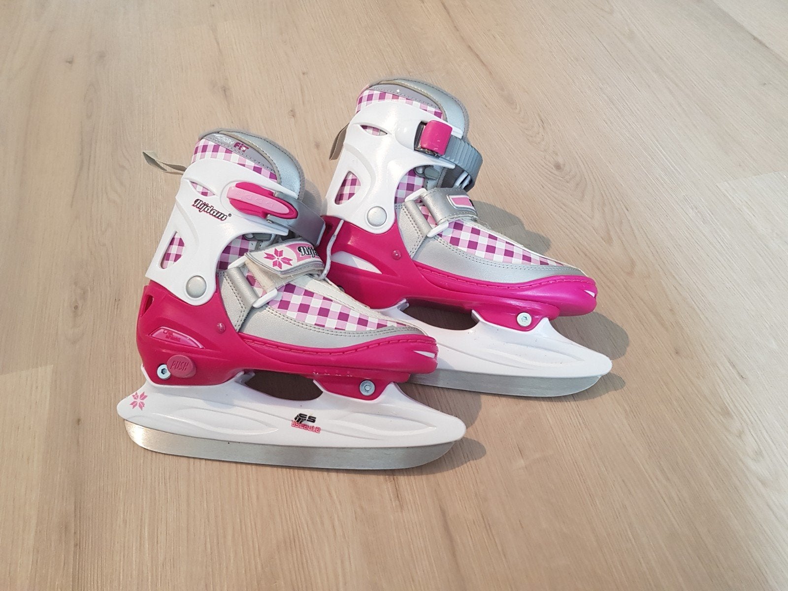 nijdam schaatsen 34-37, Sport en Fitness, Ophalen, Zo goed als nieuw, IJshockeyschaatsen, Nijdam