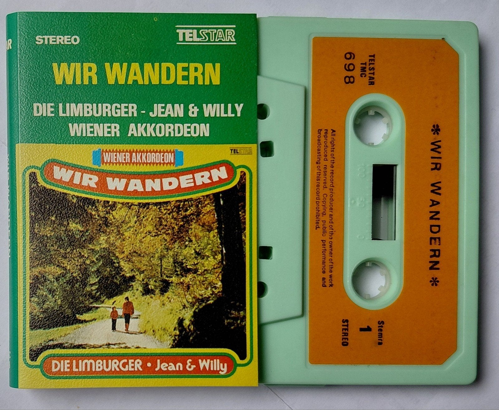 TMC  - 698.  Wir Wandern met Jean & Willy., Ophalen of Verzenden, Zo goed als nieuw, 1 bandje