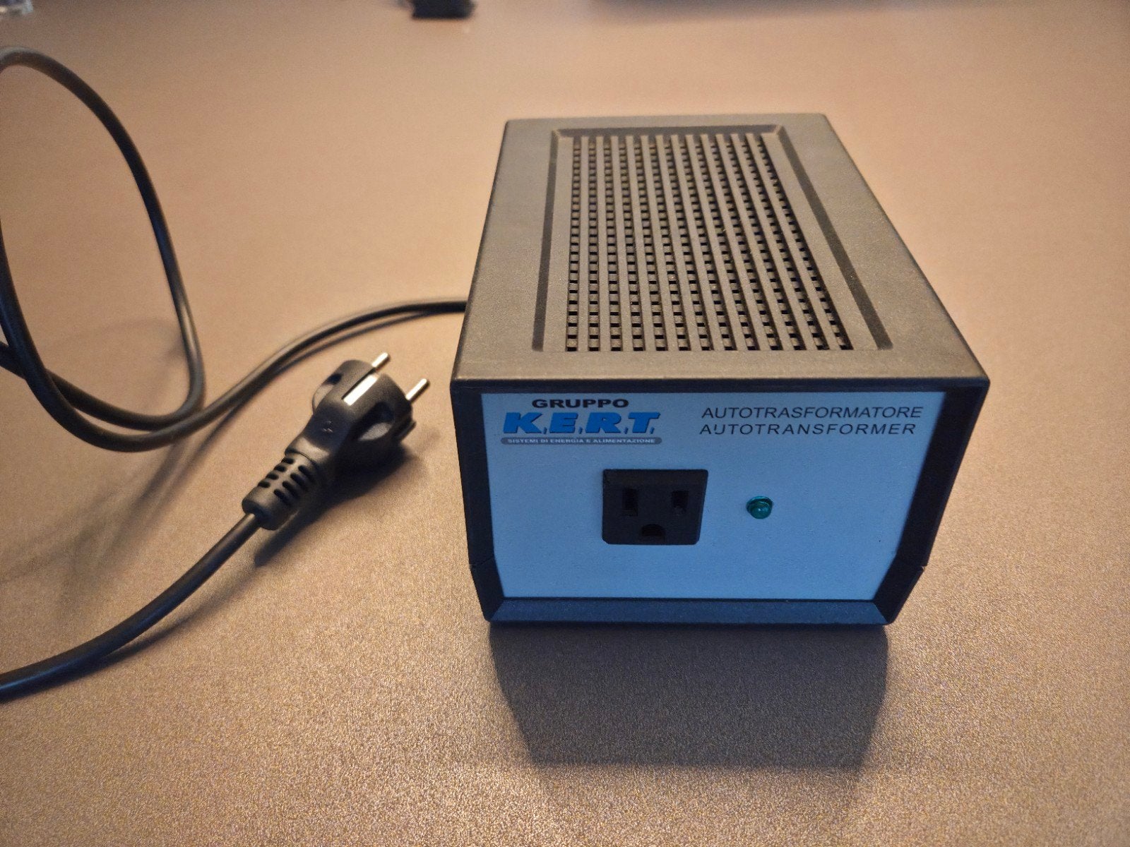 Transformator / omvormer van 230V naar 110V, Ophalen of Verzenden, Gebruikt