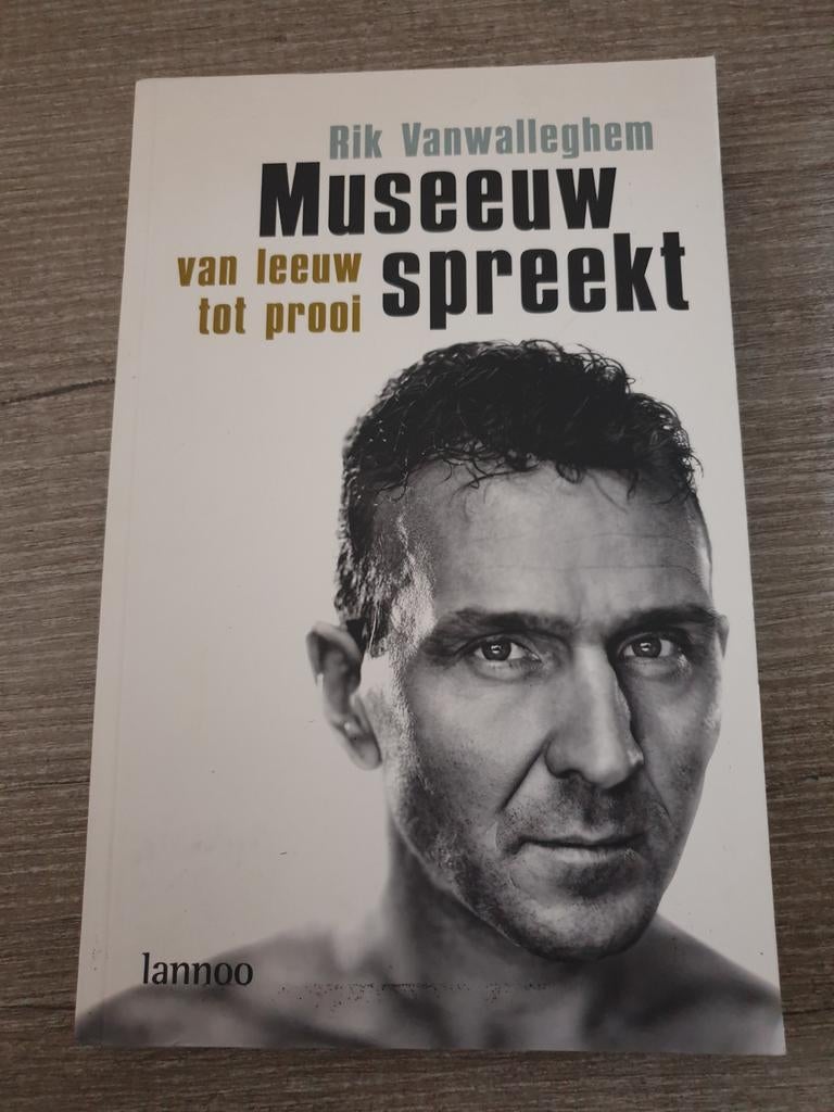 Rik Vanwalleghem - Museeuw spreekt: van leeuw tot prooi, Ophalen of Verzenden, Gelezen, Rik Vanwalleghem, Sport