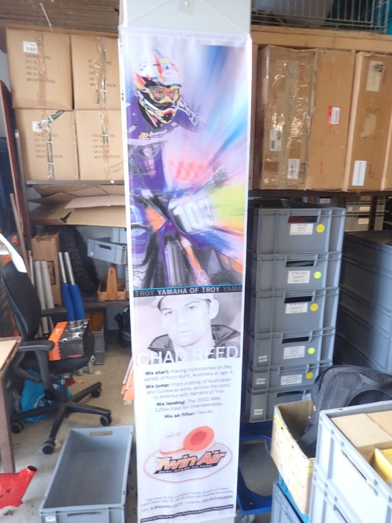 Chad Reed 22 Yamaha of Troy TwinAir Promotie Banner 2002, Verzenden