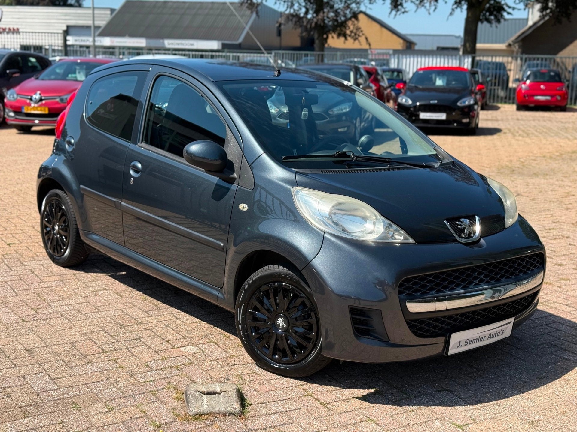 Peugeot 107 1.0-12V Sublime AIRCO NIEUWE KOPPELING APPLE CAR, Voorwielaandrijving, Startonderbreker, Gebruikt, 4 stoelen