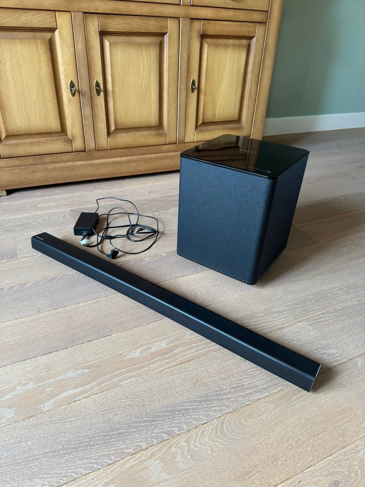 Samsung soundbar en subwoofer, Ophalen of Verzenden, Bluetooth, Gebruikt
