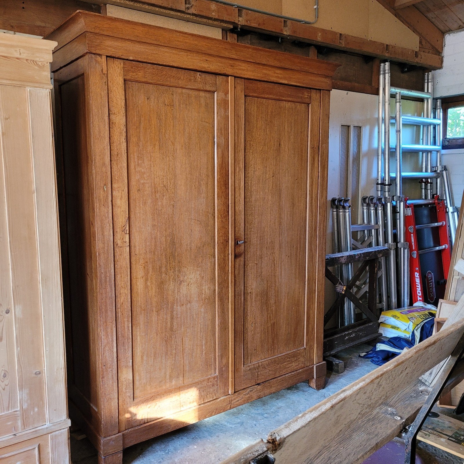 Brocante vintage oude eiken kast kledingkast hang/legkast, Ophalen