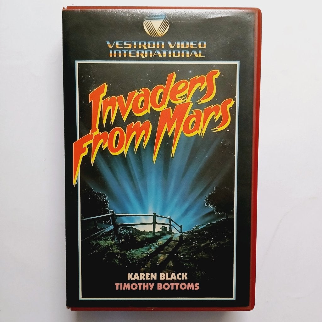 Invaders From Mars - NL ex rental vhs - Vestron, Horror, Alle leeftijden, Ophalen of Verzenden, Ex-rental