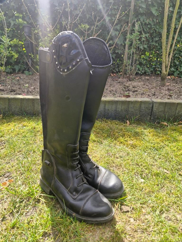 Mondoni rijlaars, Dieren en Toebehoren, Paardrijkleding, Kinderen, Dressuur, Ophalen of Verzenden, Zo goed als nieuw