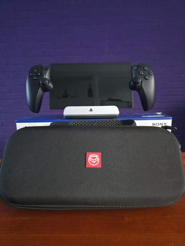 PlayStation Portal Remote Player met hoes en oplaader, Ophalen, Zo goed als nieuw