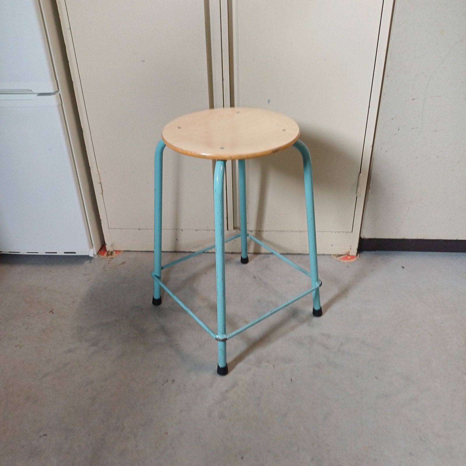 1 x vintage school atelier kruk ( 60 cm = H ), Ophalen, Gebruikt, Hout
