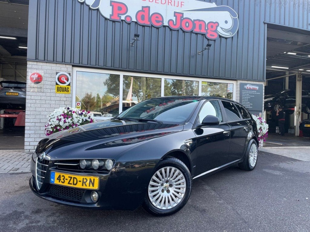 Alfa romeo 159 1.8 MPI BUSINESS Navi - Cruise - Airco - Trek, Auto's, Alfa Romeo, 4 cilinders, 1796 cc, Zwart, Origineel Nederlands