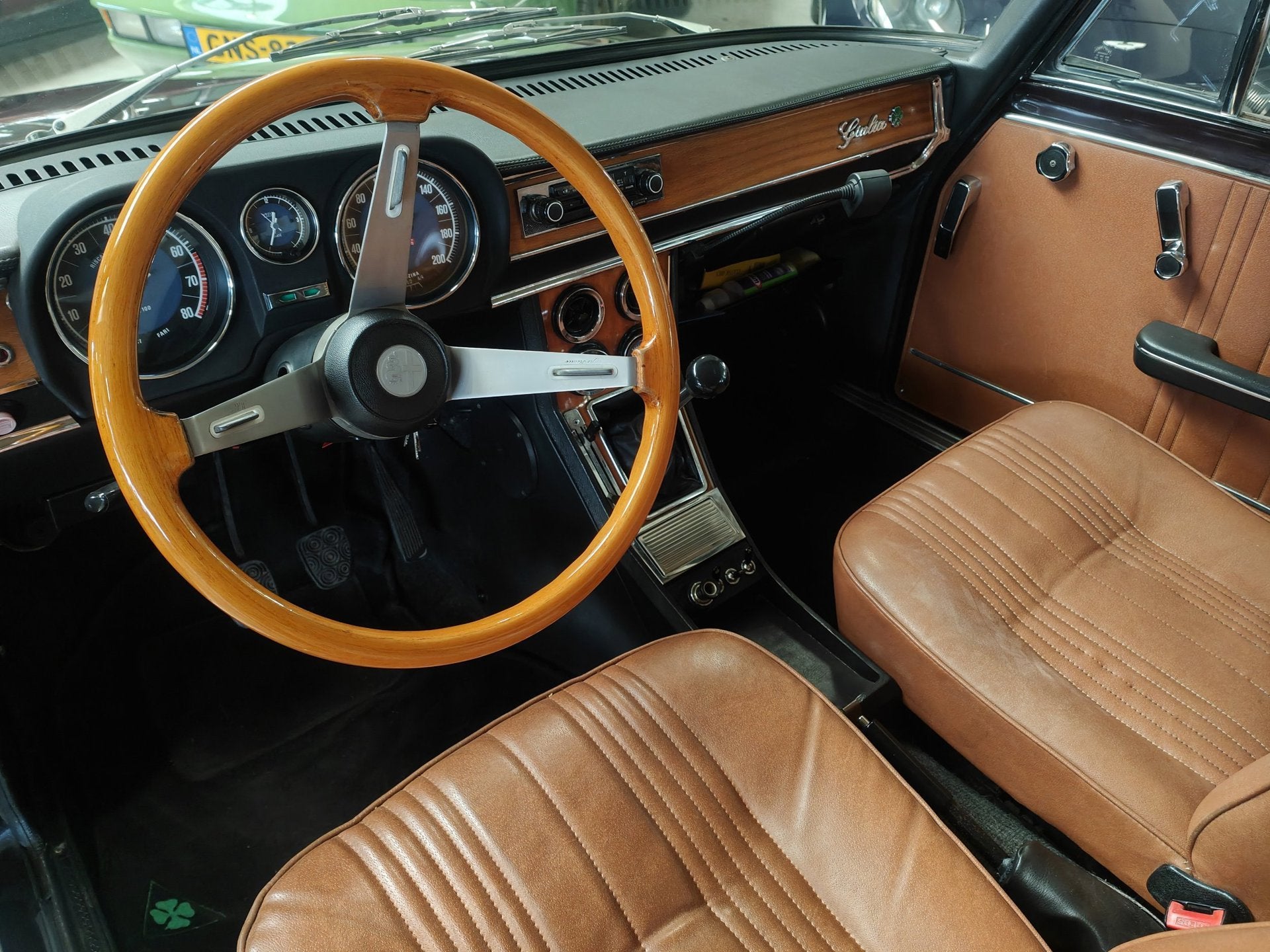 Alfa Romeo Giulia 2.0 Super Faggio - Cognac interieur, Auto's, 1998 cc, Achterwielaandrijving, Gebruikt, 4 cilinders