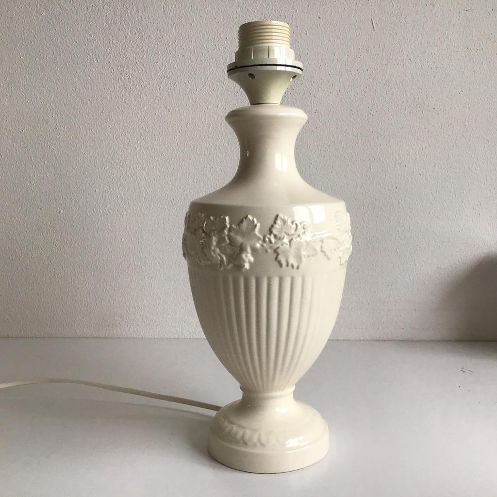 Wedgwood Edme lampenvoet druivenranken 27.5 cm, Ophalen of Verzenden, Nieuw, Minder dan 50 cm