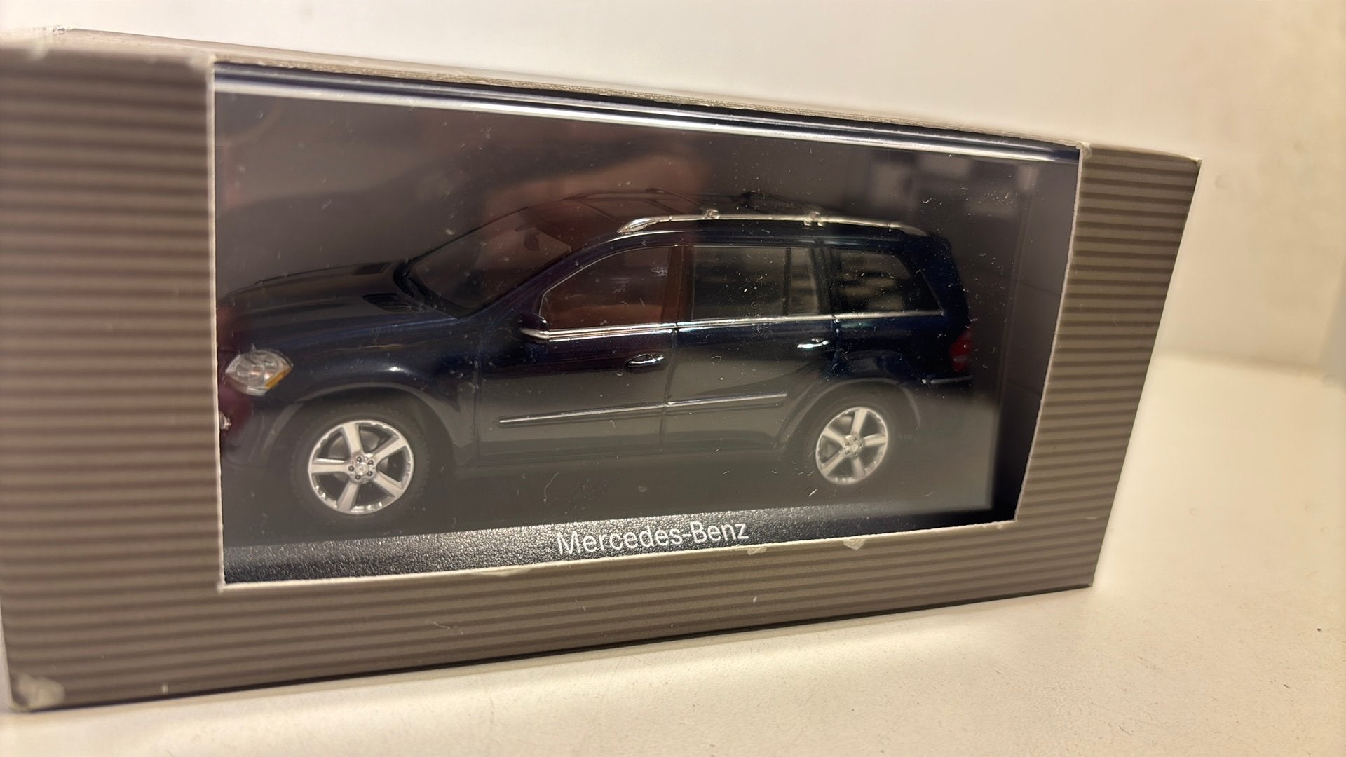 Mercedes benz gl klasse bleu minichamps 1.43, Hobby en Vrije tijd, Auto, Ophalen of Verzenden, MiniChamps, A