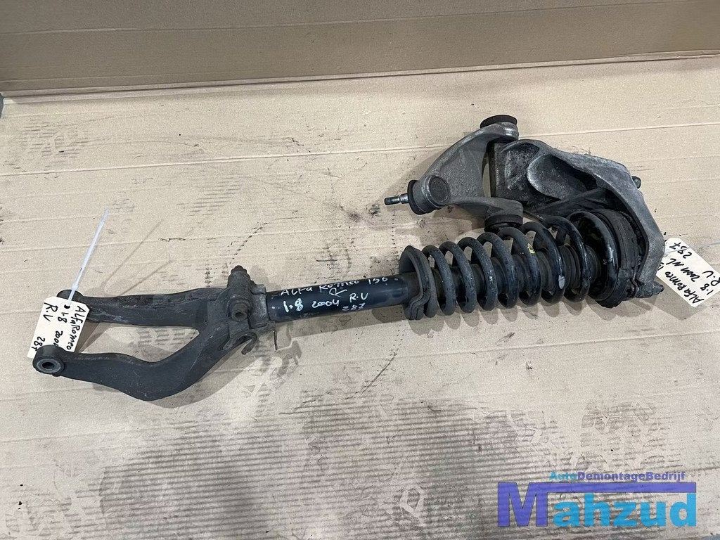 ALFA ROMEO 156 rechts voor veerpoot 1997-2005, Auto-onderdelen, Gebruikt, Dpofca@stellantis.com, Stellantis Europe S.p.A., Ophalen of Verzenden