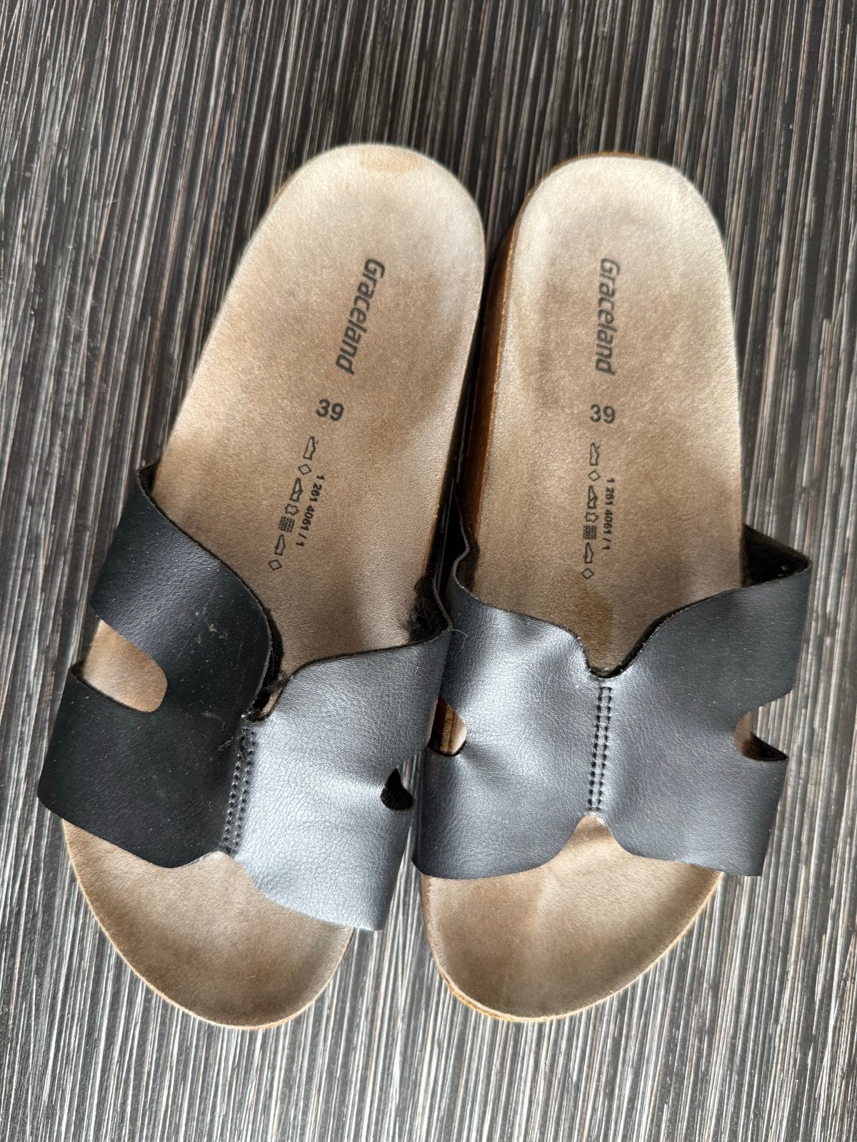 Graceland slippers maat 39, Ophalen of Verzenden, Gedragen, Zwart, Slippers