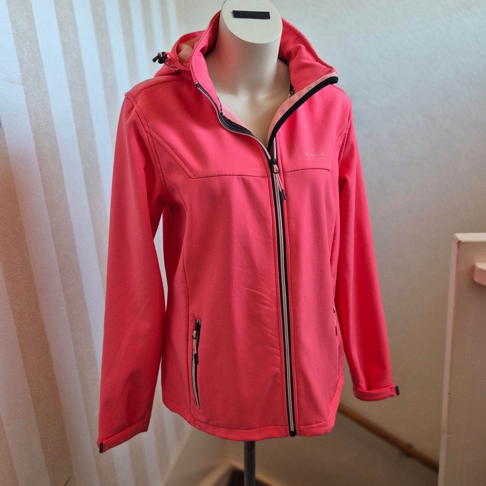 Kjelvik Softshell Jas Roze Maat 42 (L) als nieuw, Kleding | Dames, Maat 42/44 (L), Ophalen of Verzenden, Zo goed als nieuw, Kjelvik